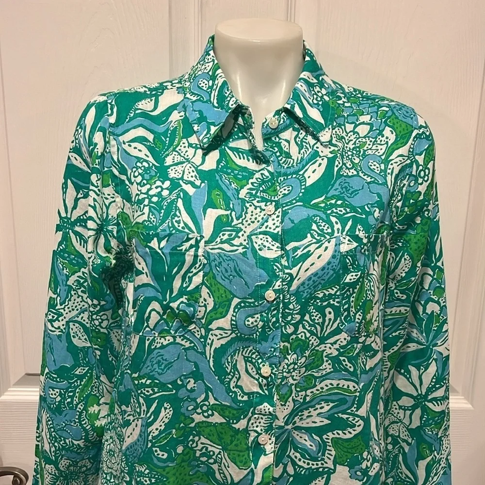Lilly Pulitzer sea view linen button down shirt in botanical green safari M - Picture 4 of 12